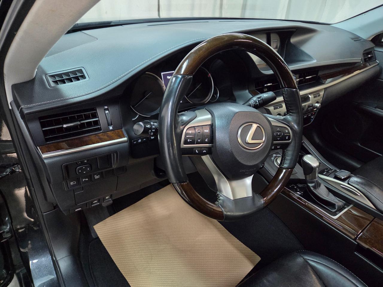 Lexus ES 350 Sedan 2018