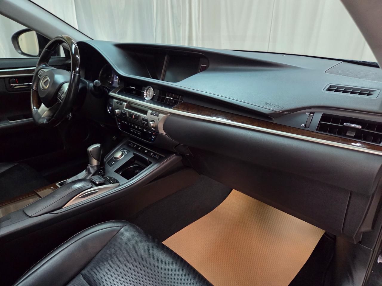 Lexus ES 350 Sedan 2018