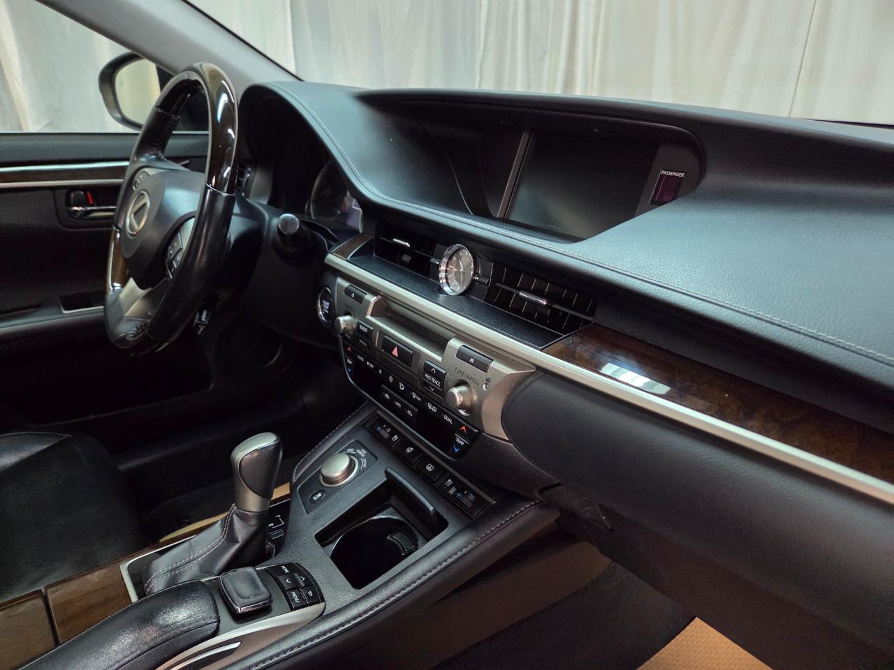 Lexus ES 350 Sedan 2018