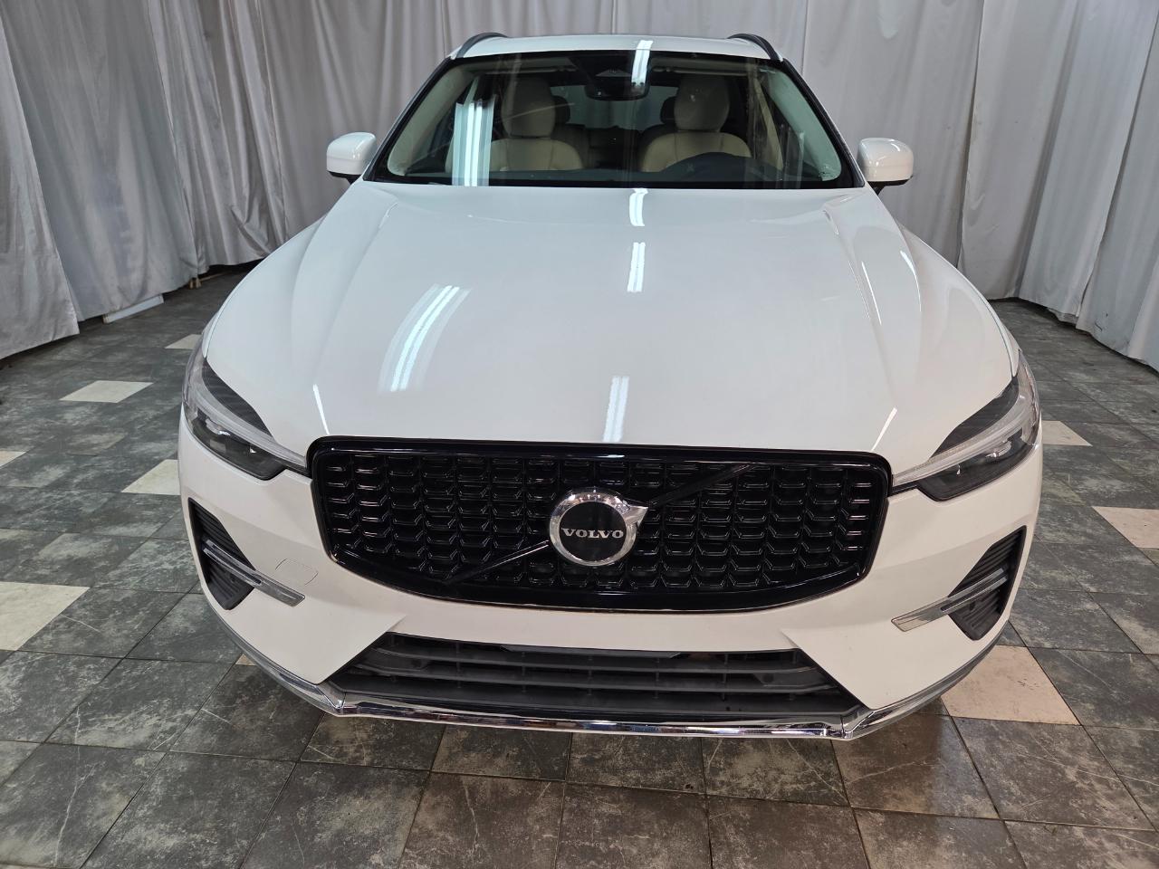 Volvo XC60 T8 Momentum Hybrid AWD 2022