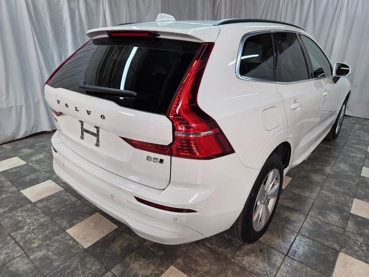 Volvo XC60 T8 Momentum Hybrid AWD 2022