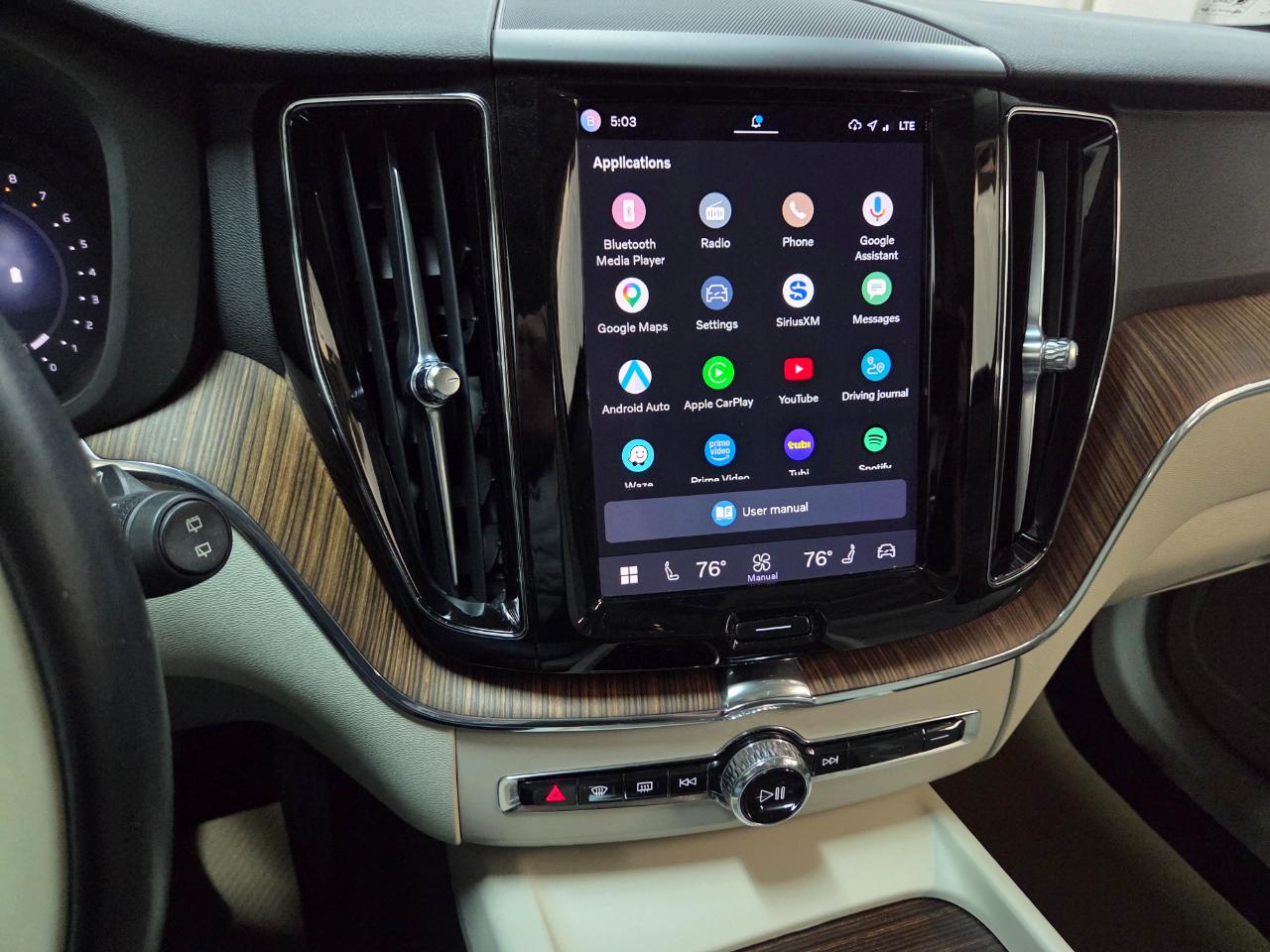 Volvo XC60 T8 Momentum Hybrid AWD 2022