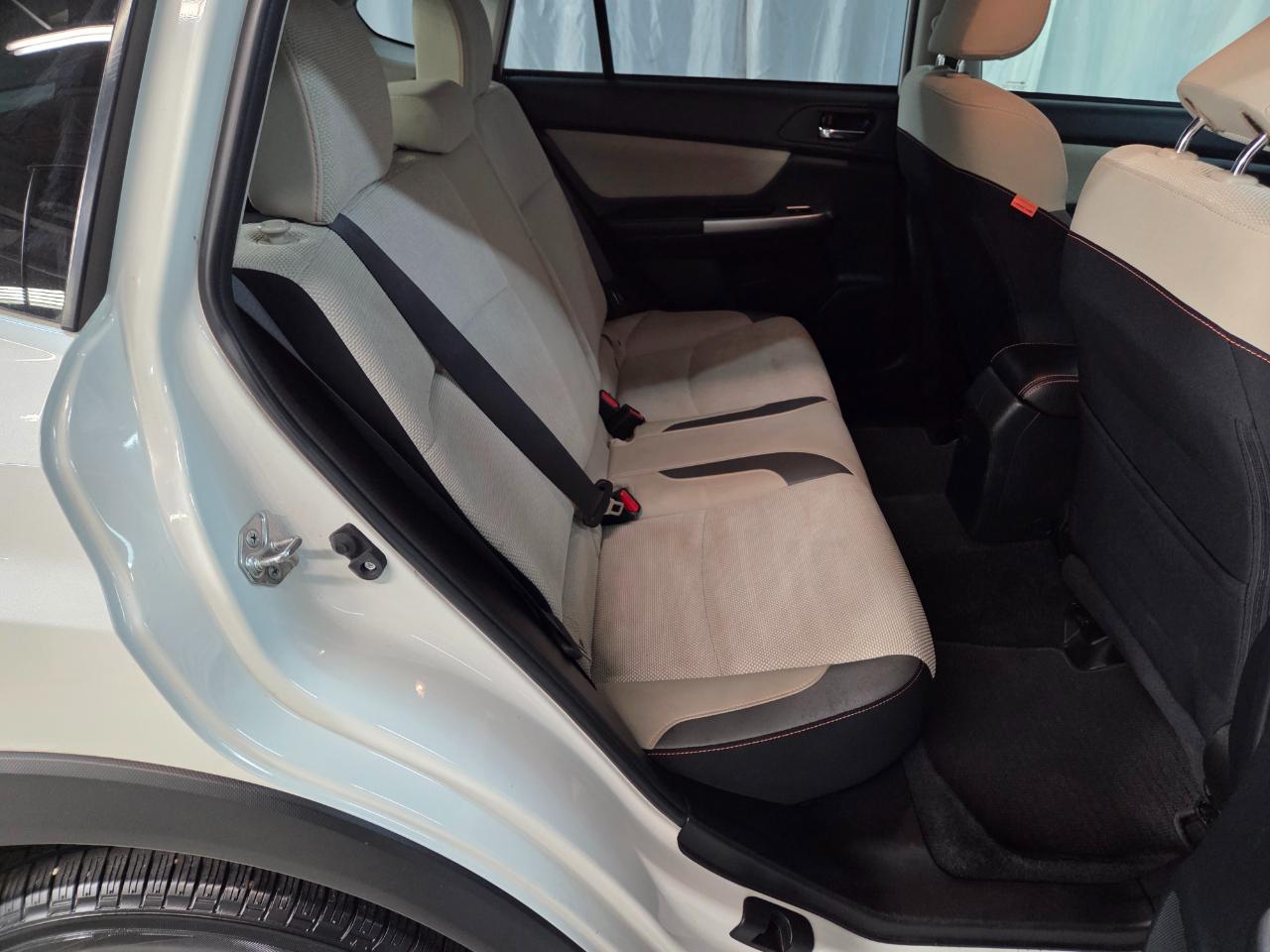Subaru Crosstrek 2.0i Premium CVT 2016
