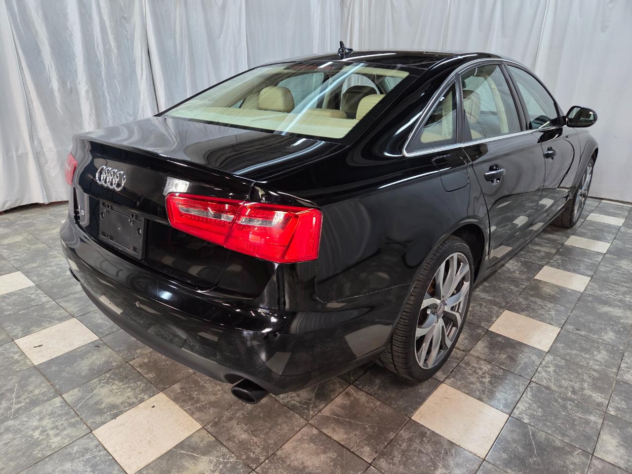 Audi A6 2.0T Premium Sedan FrontTrak Multitronic 2014