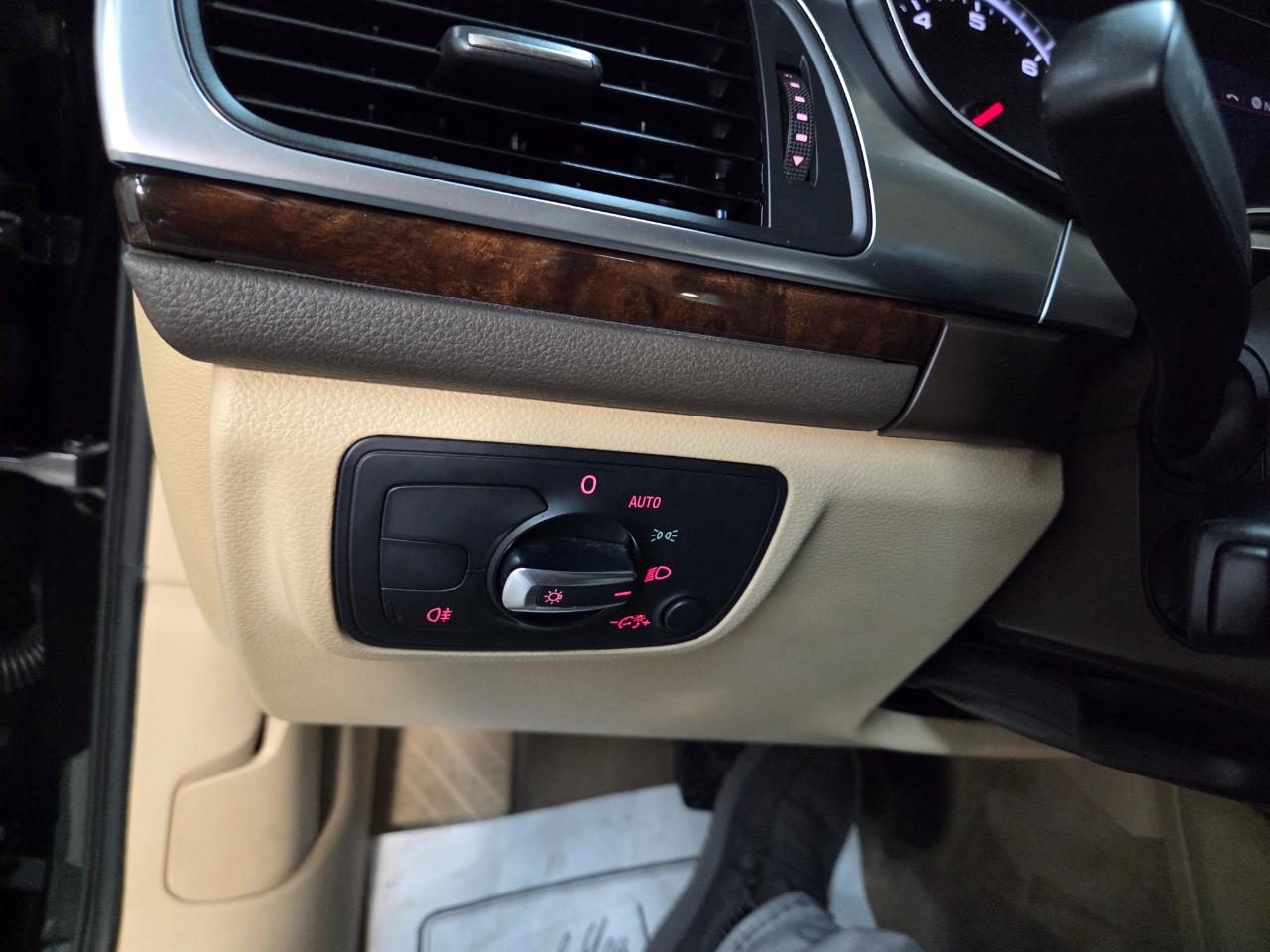 Audi A6 2.0T Premium Sedan FrontTrak Multitronic 2014