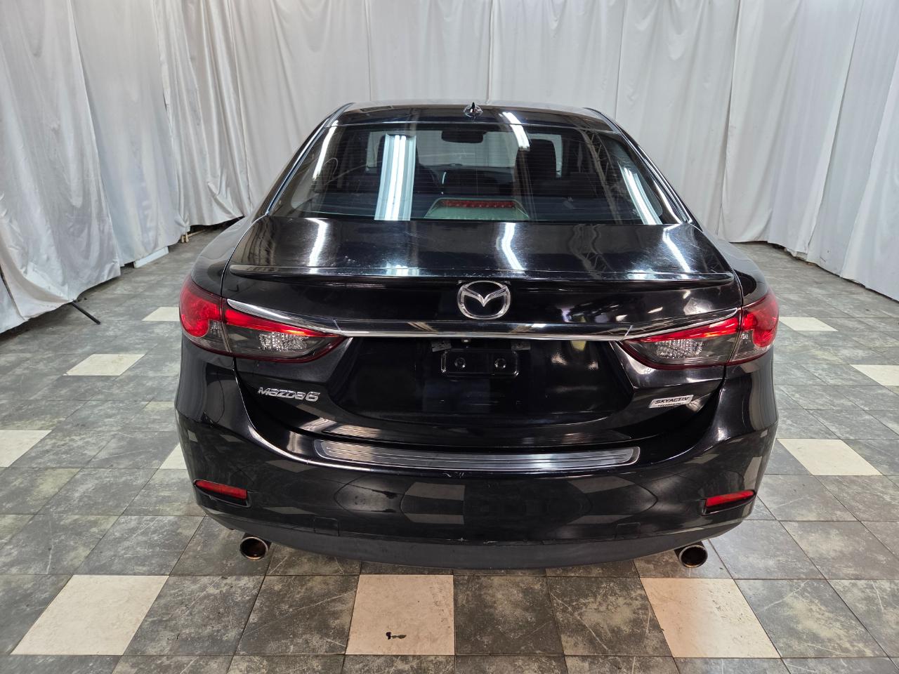 Mazda MAZDA6 i Grand Touring 2015