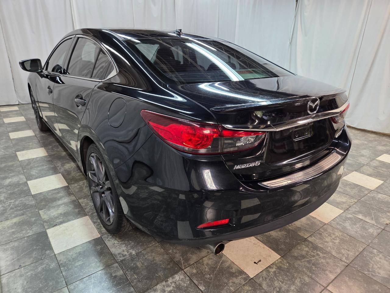 Mazda MAZDA6 i Grand Touring 2015
