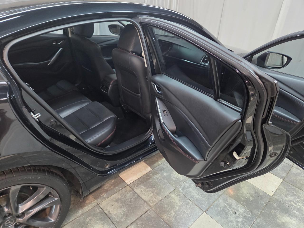Mazda MAZDA6 i Grand Touring 2015