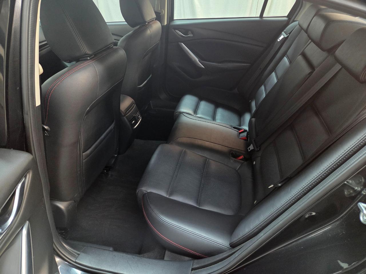Mazda MAZDA6 i Grand Touring 2015