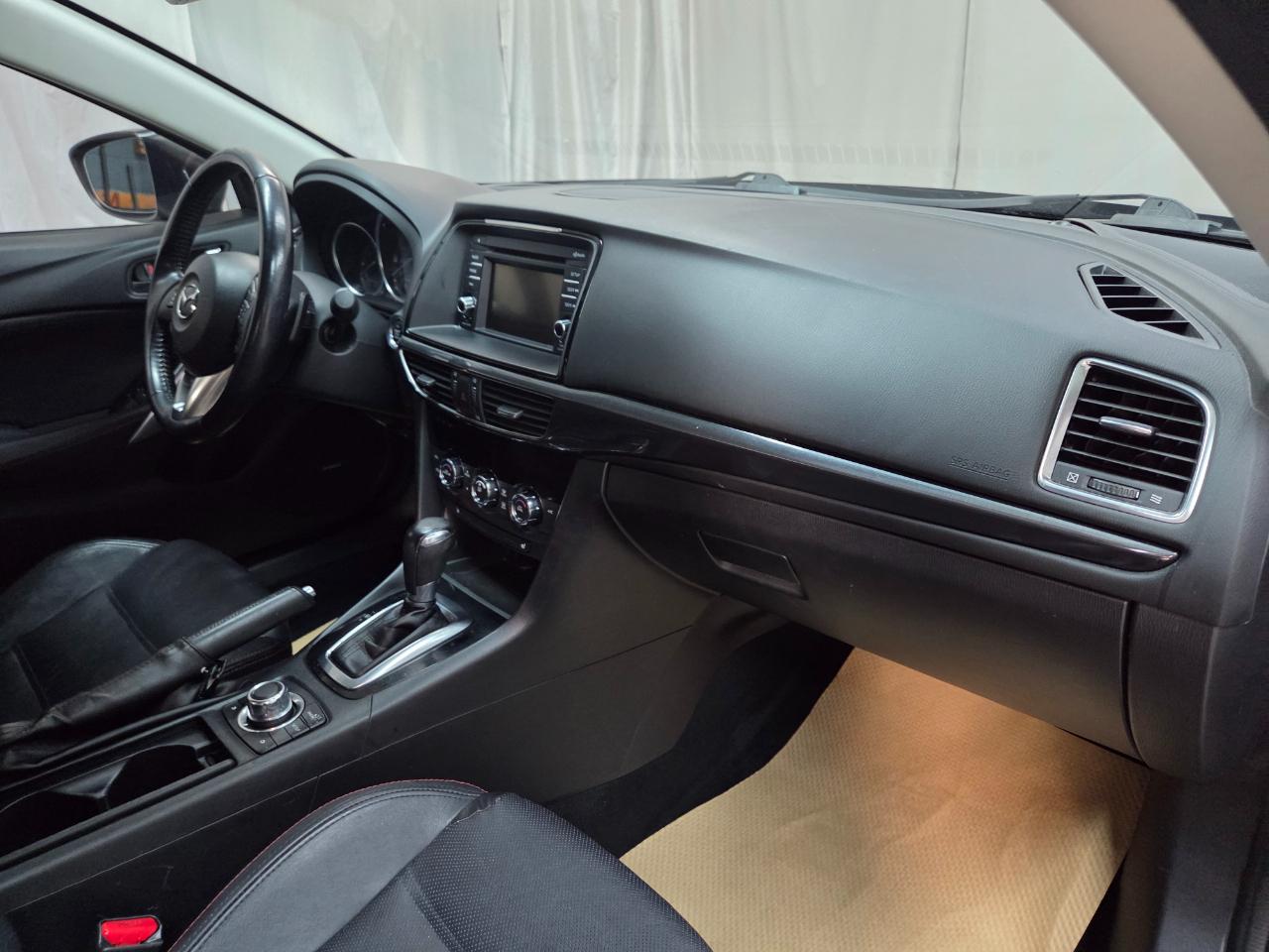 Mazda MAZDA6 i Grand Touring 2015