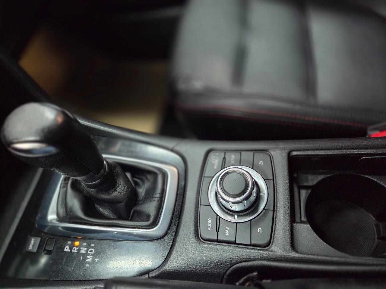 Mazda MAZDA6 i Grand Touring 2015