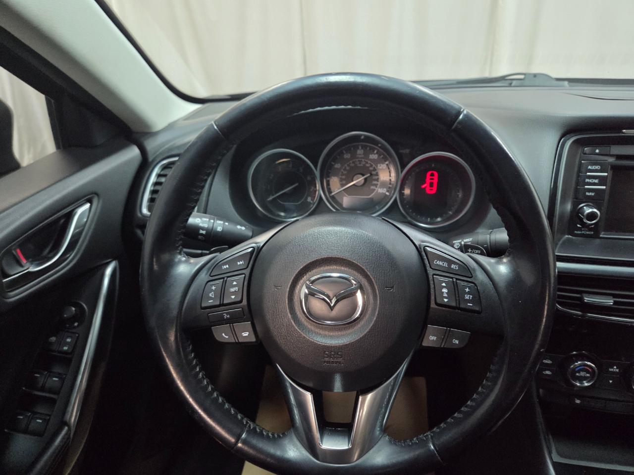 Mazda MAZDA6 i Grand Touring 2015