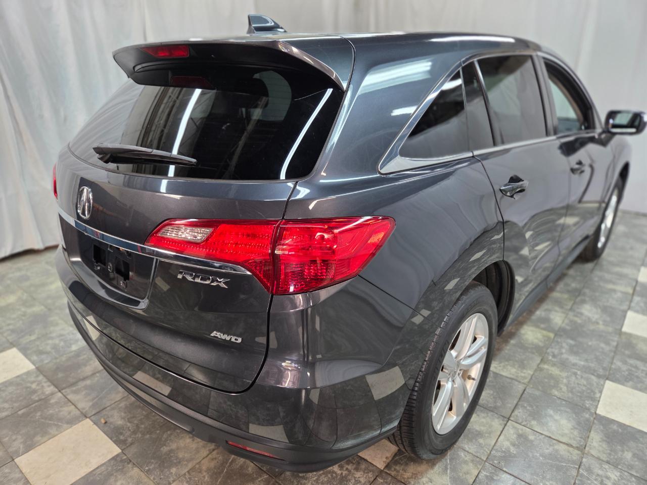 Acura RDX 6-Spd AT AWD w/ Technology Package 2015