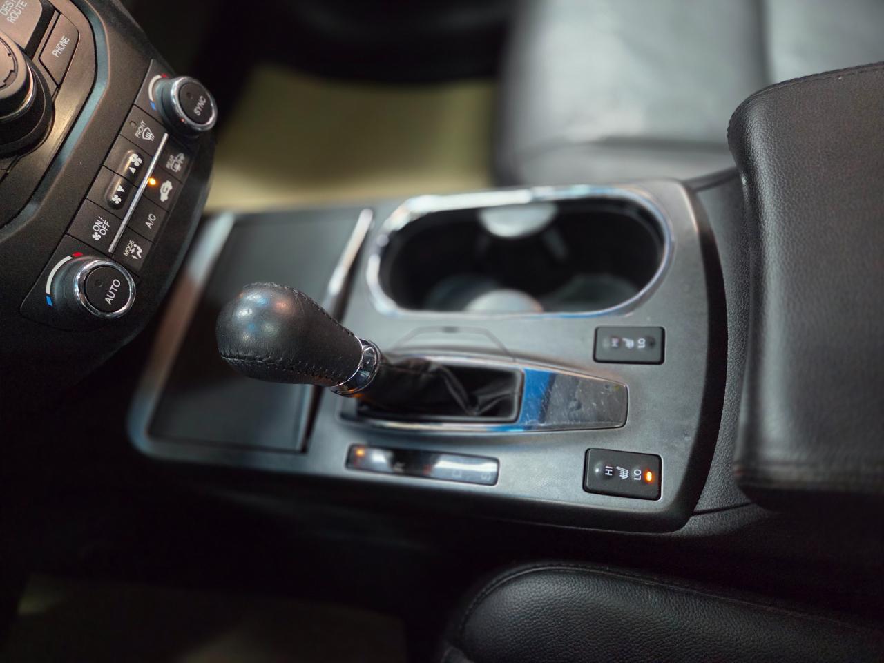 Acura RDX 6-Spd AT AWD w/ Technology Package 2015