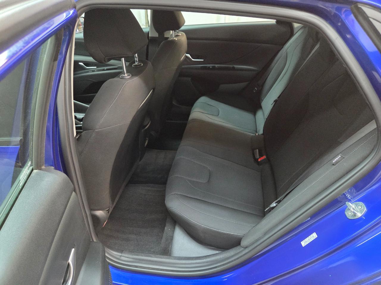 Hyundai Elantra SE 2024