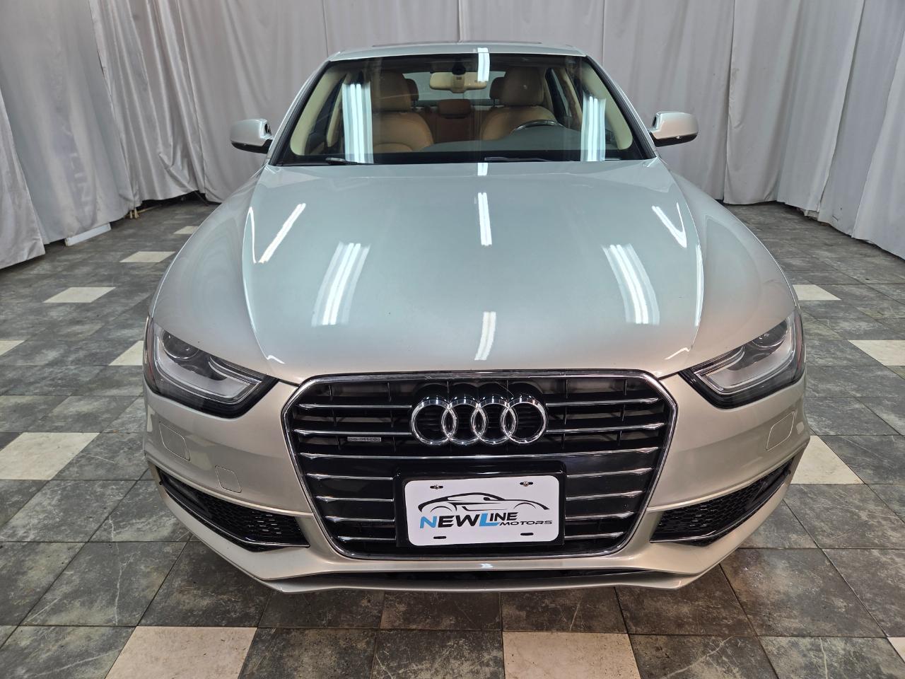 Audi A4 2.0T Sedan quattro Tiptronic 2015