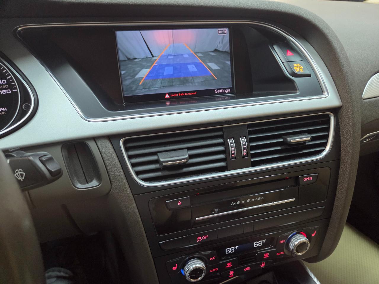 Audi A4 2.0T Sedan quattro Tiptronic 2015