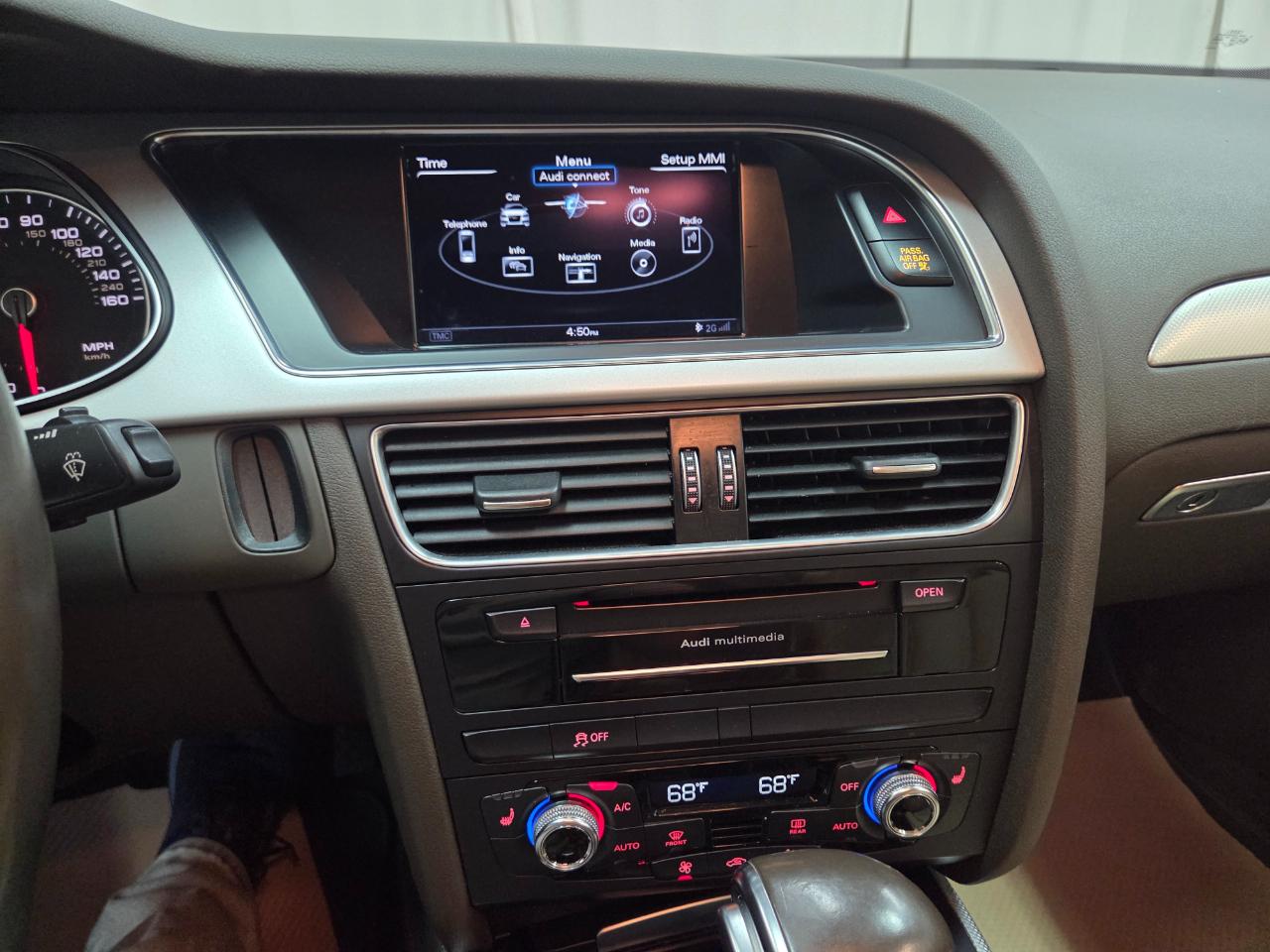 Audi A4 2.0T Sedan quattro Tiptronic 2015