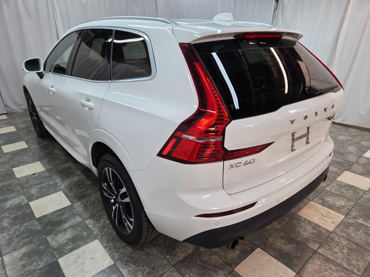 Volvo XC60 T6 Momentum AWD 2020
