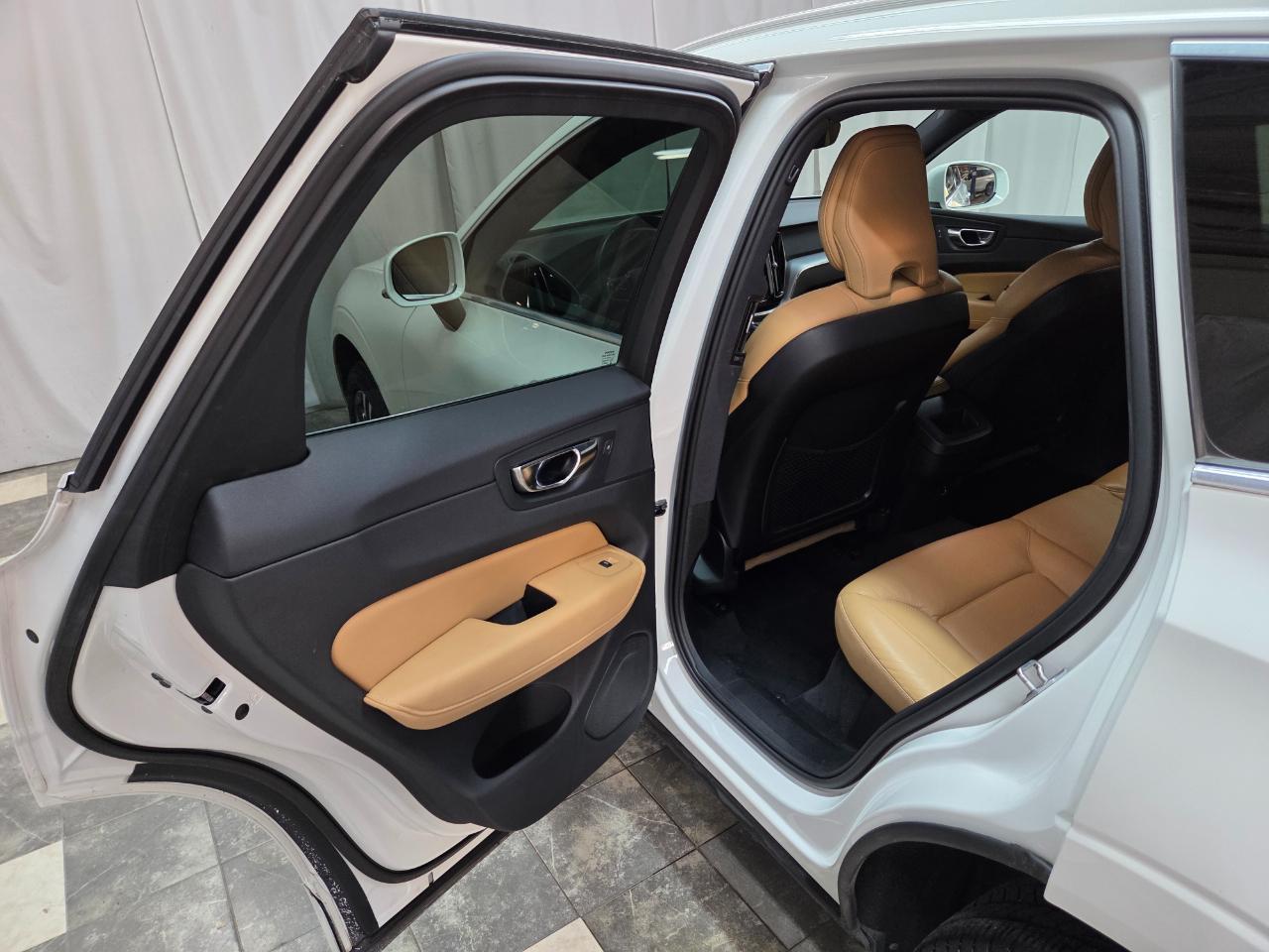 Volvo XC60 T6 Momentum AWD 2020