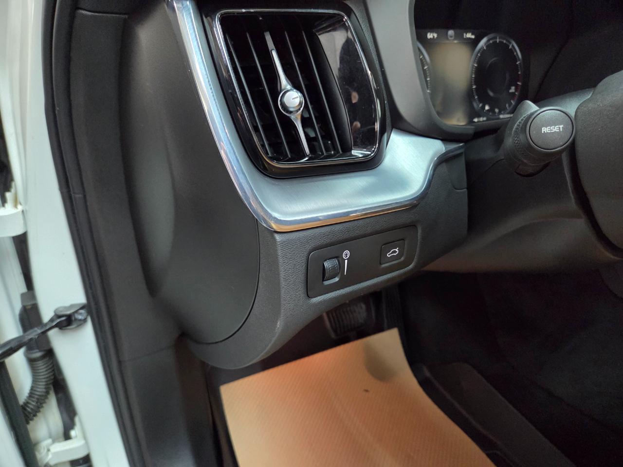 Volvo XC60 T6 Momentum AWD 2020