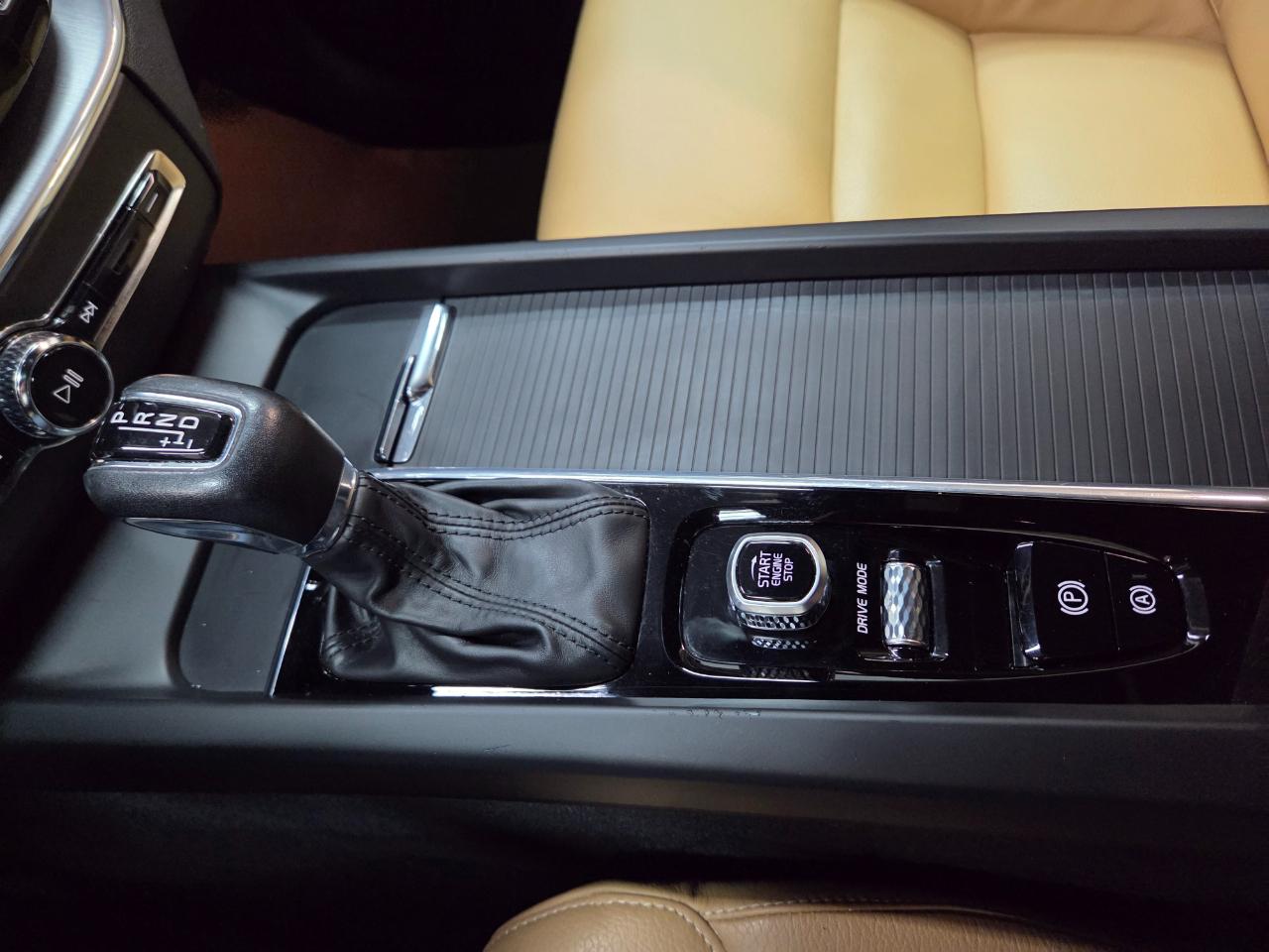 Volvo XC60 T6 Momentum AWD 2020