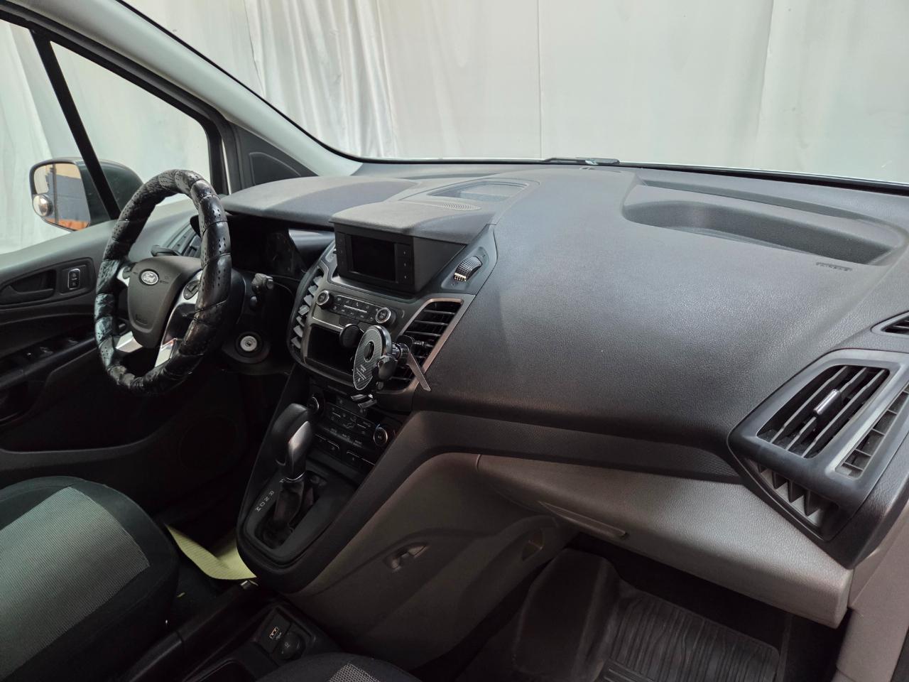 Ford Transit Connect Wagon XL w/Rear Liftgate LWB 2022