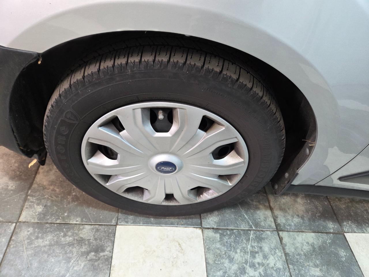 Ford Transit Connect Wagon XL w/Rear Liftgate LWB 2022