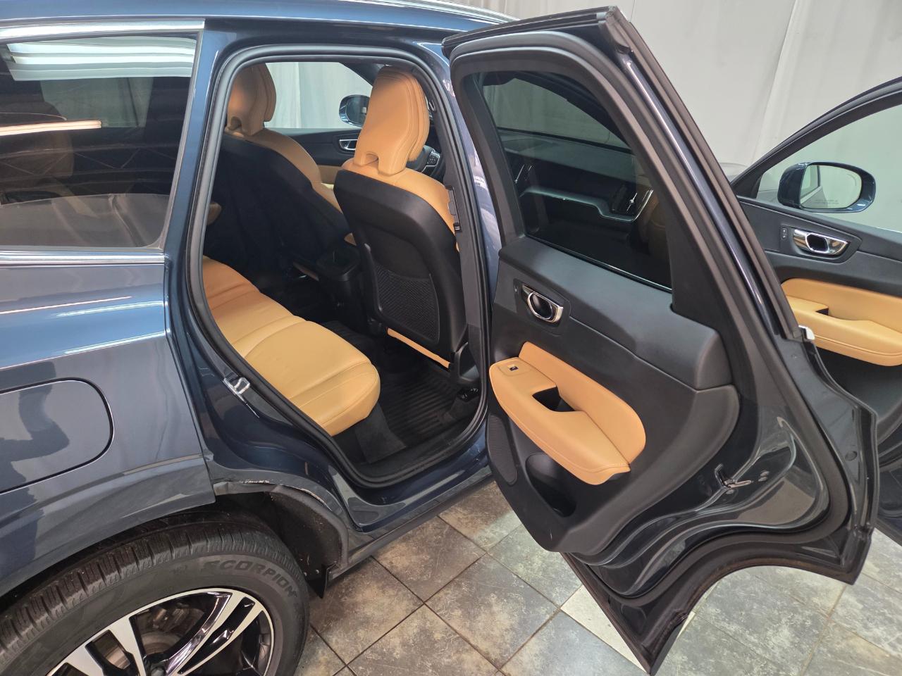 Volvo XC60 T5 Momentum AWD 2020