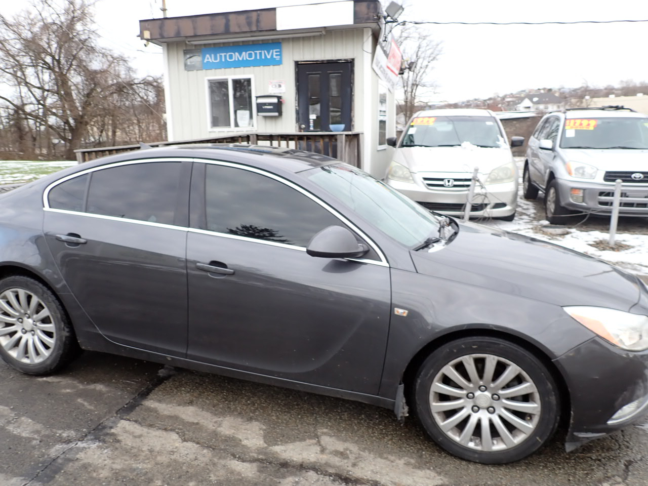 Buick Regal CXL Turbo - 2XT 2011