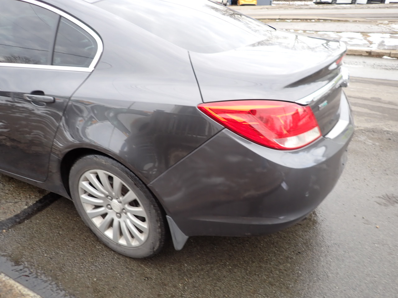 Buick Regal CXL Turbo - 2XT 2011