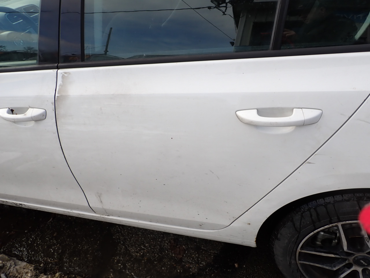 Volkswagen Golf 2.5L Conv & Sunroof 4 Door PZEV 2012