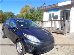 2011 Ford Fiesta  2011 Ford Fiesta