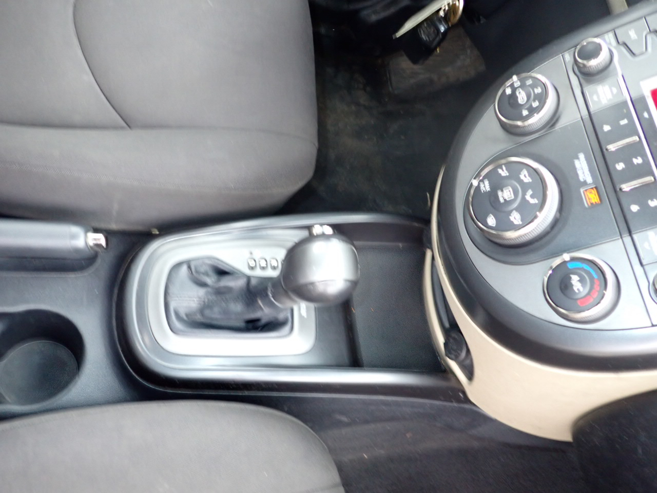 Kia Soul Base 2011 Kia Soul Base 2011