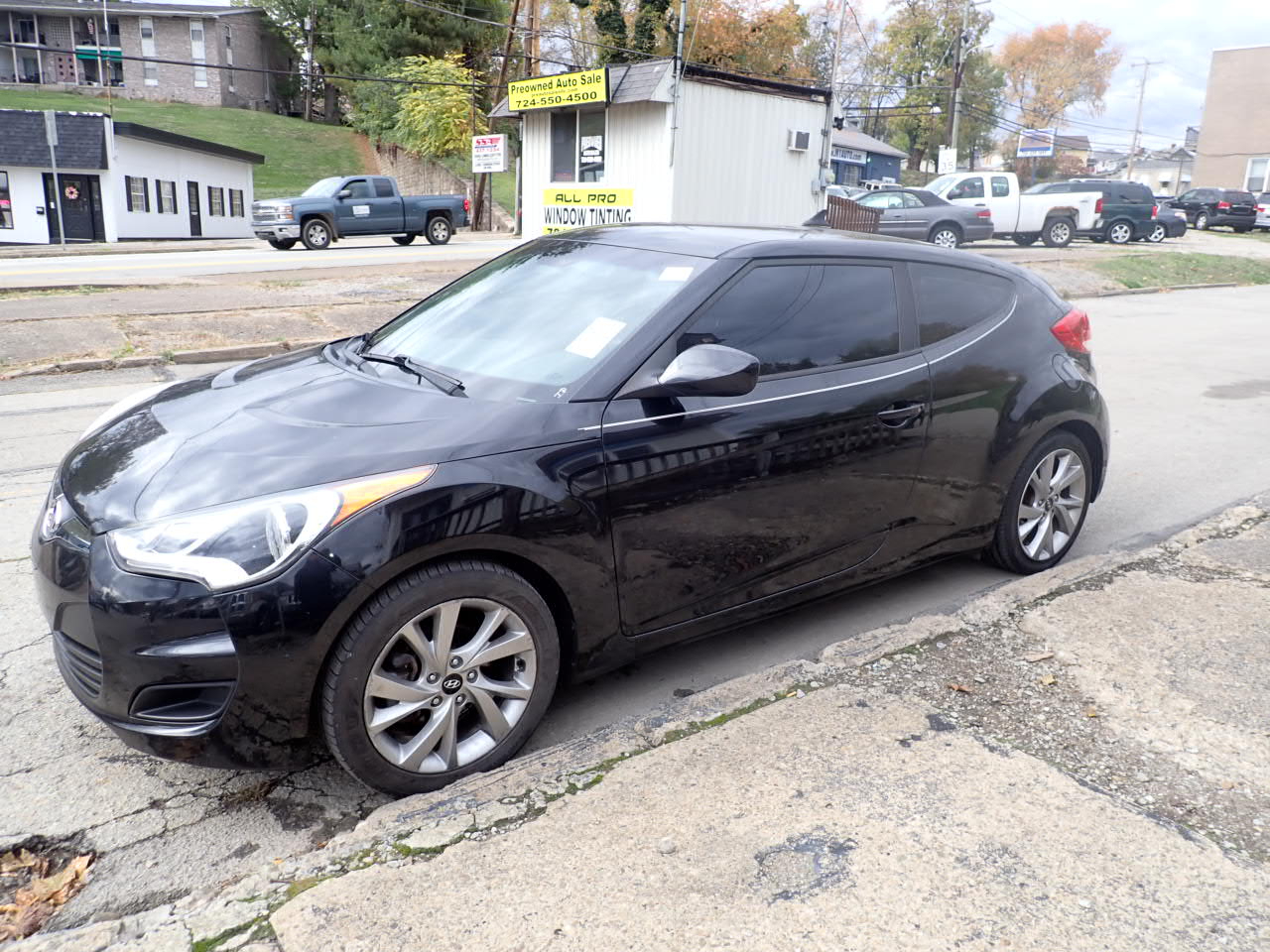 Hyundai Veloster Base 6MT 2016 Hyundai Veloster Base 6MT 2016