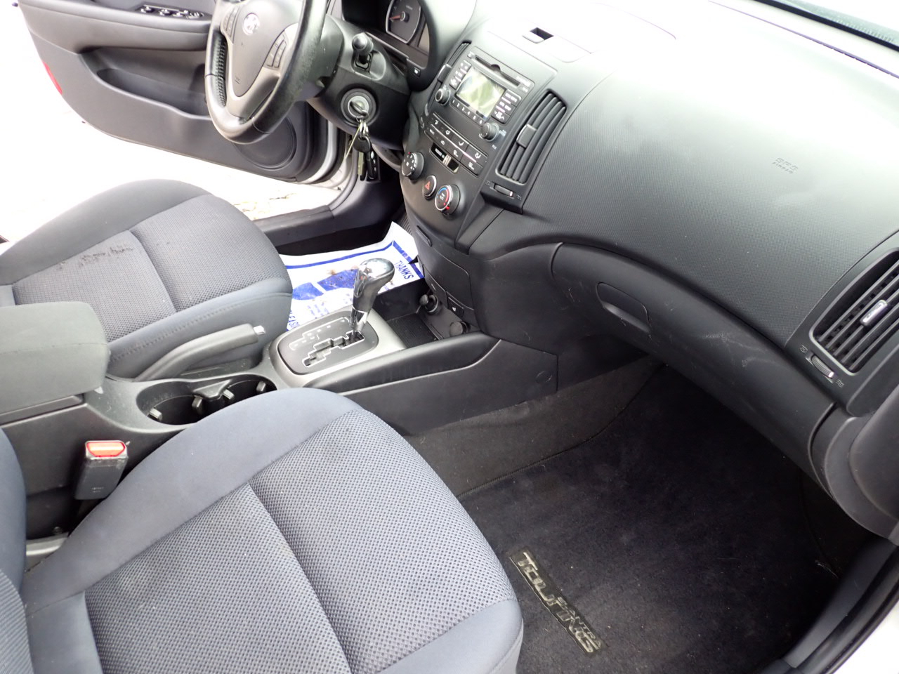 Hyundai Elantra Touring SE Manual 2010