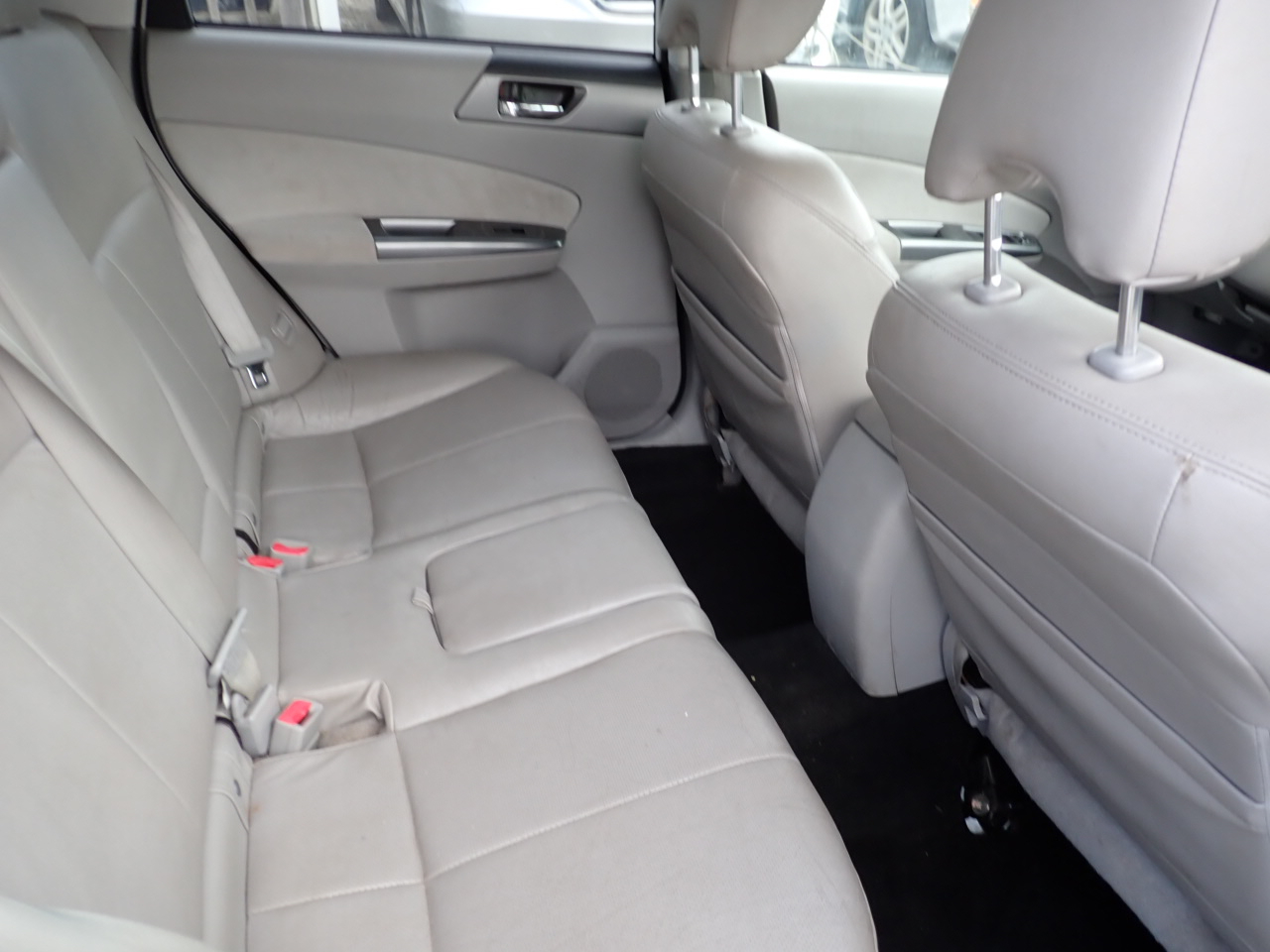 Subaru Forester 2.5X Limited 2011