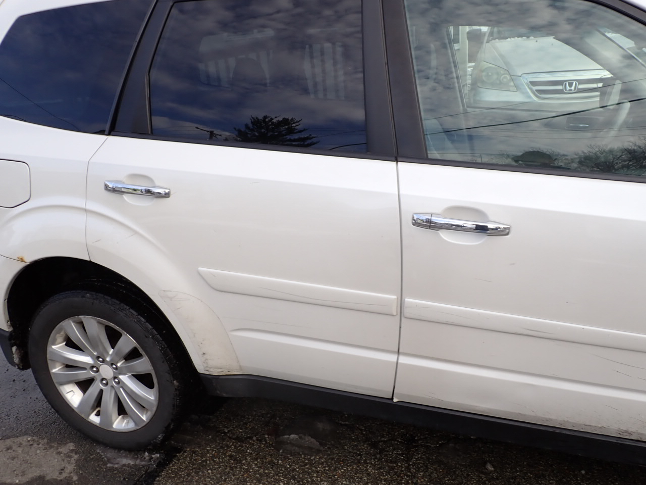 Subaru Forester 2.5X Limited 2011