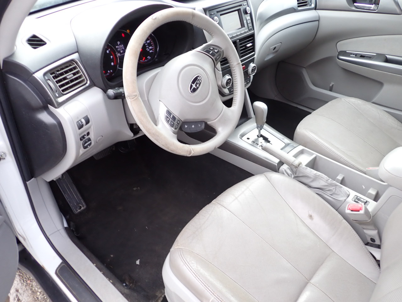 Subaru Forester 2.5X Limited 2011