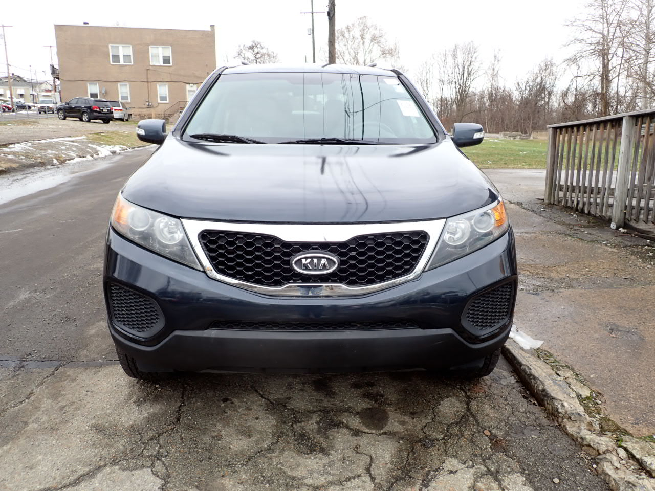 Kia Sorento LX 2WD 2011