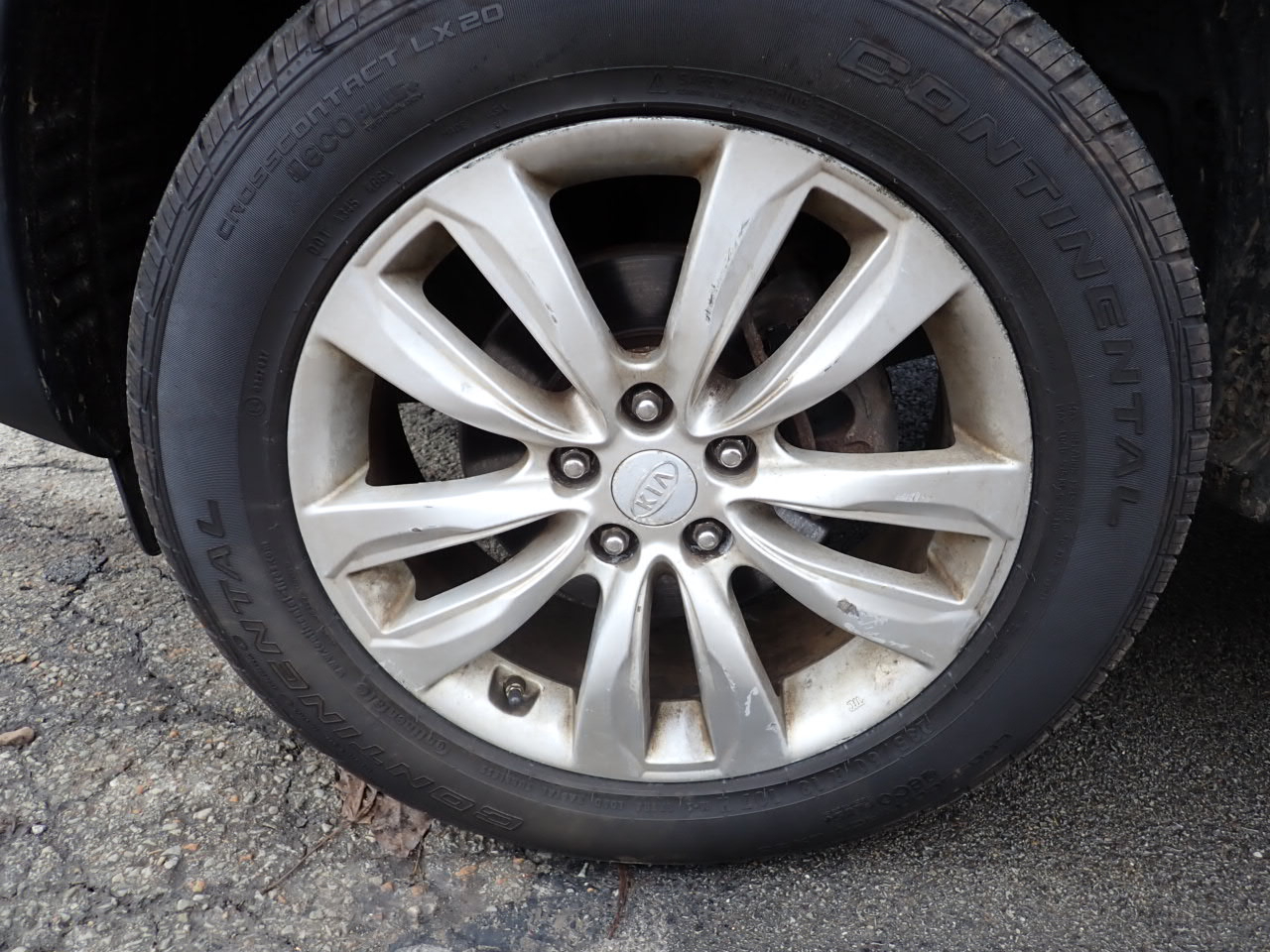 Kia Sorento LX 2WD 2011