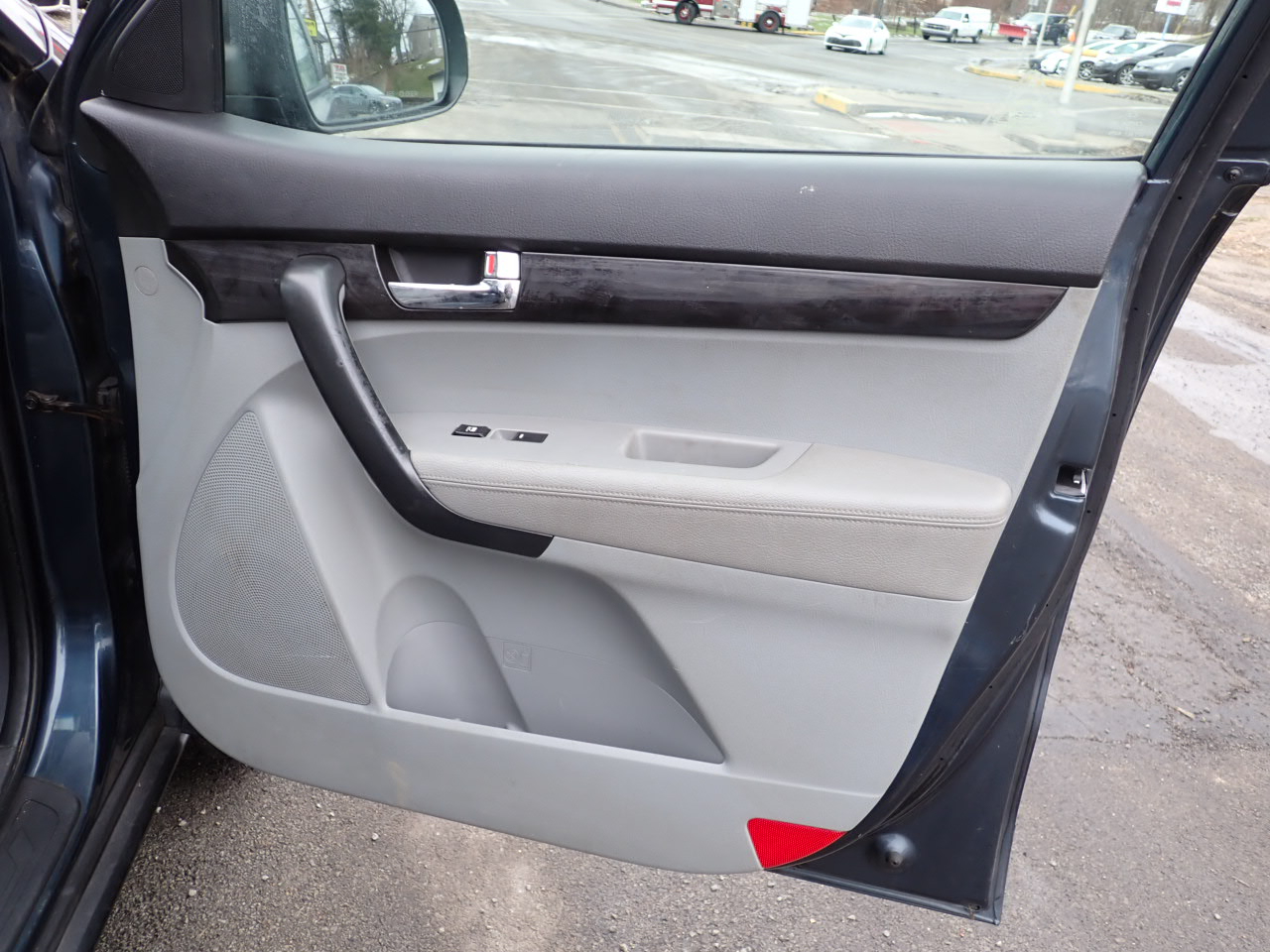 Kia Sorento LX 2WD 2011