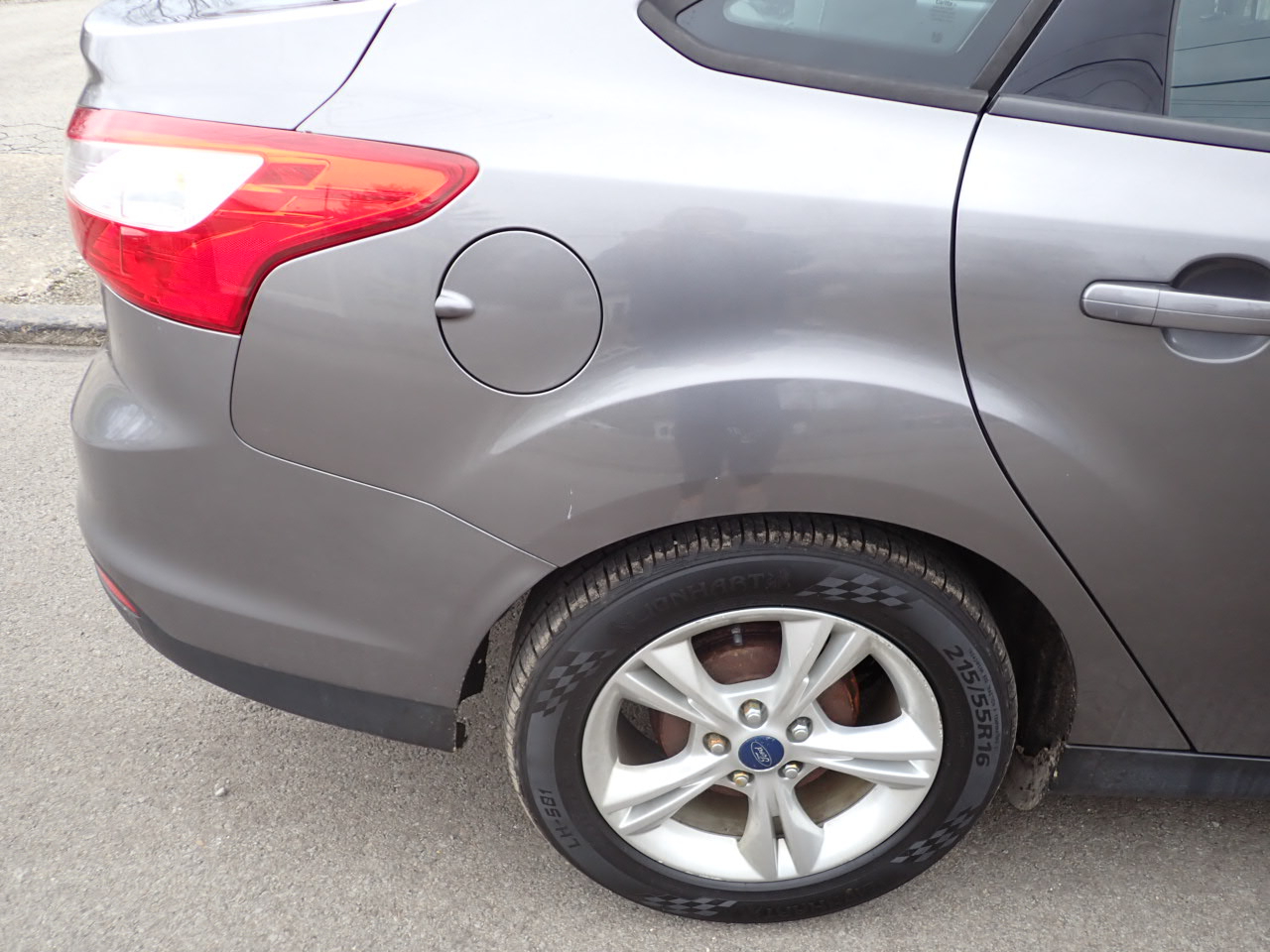 Ford Focus SE Sedan 2014