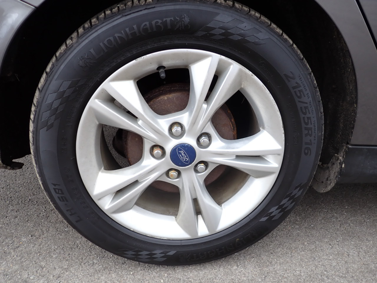 Ford Focus SE Sedan 2014