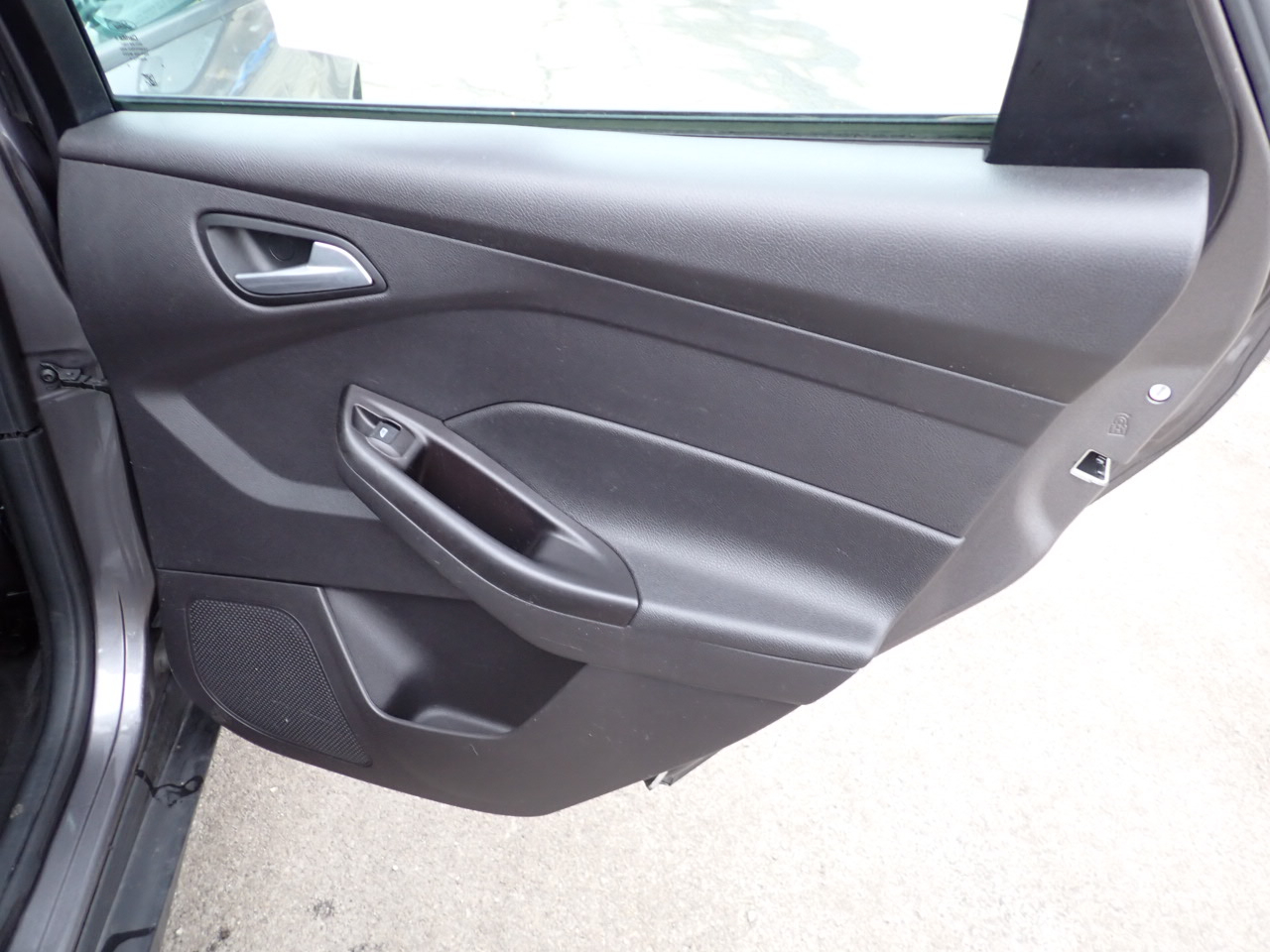 Ford Focus SE Sedan 2014