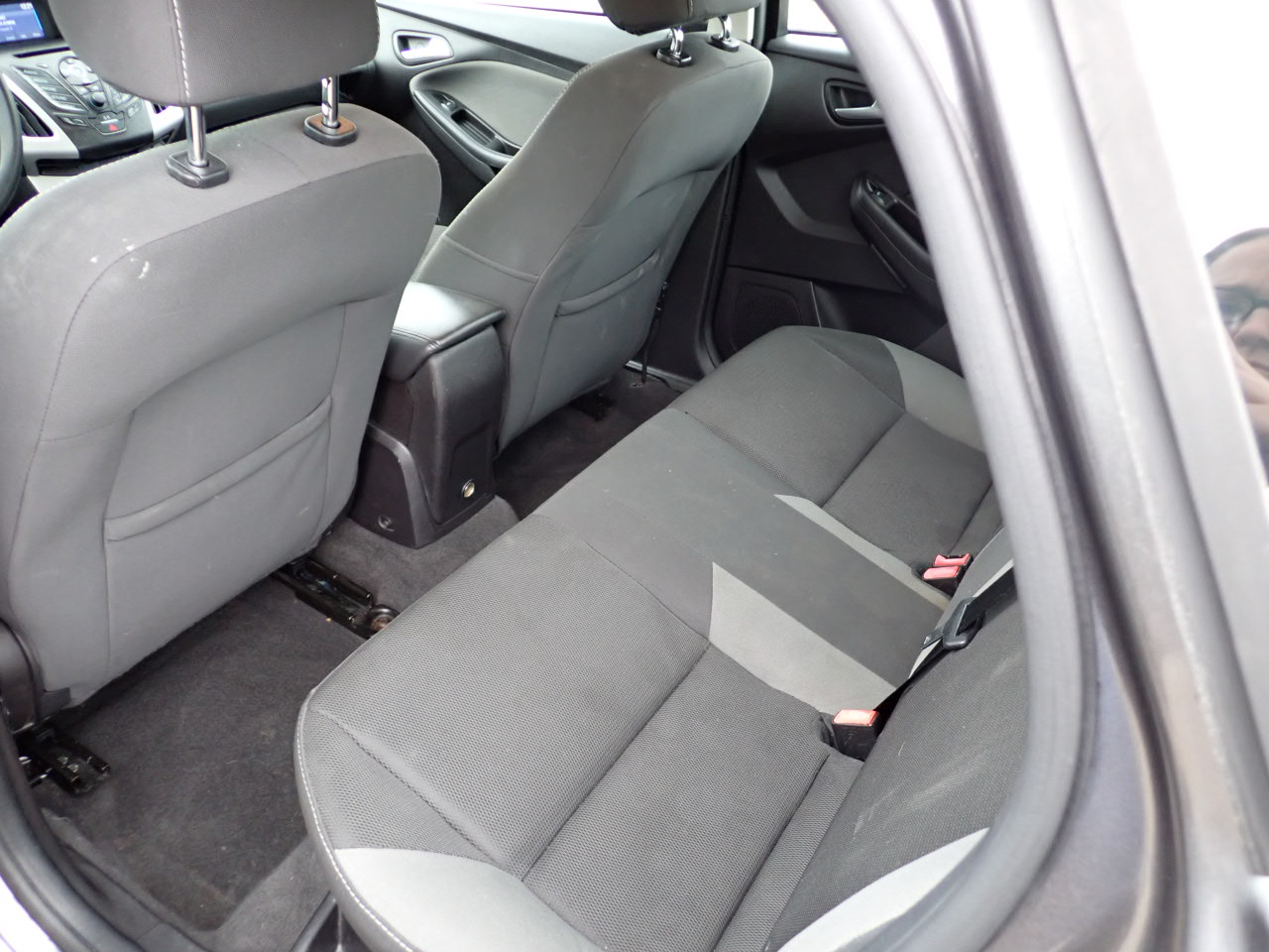 Ford Focus SE Sedan 2014