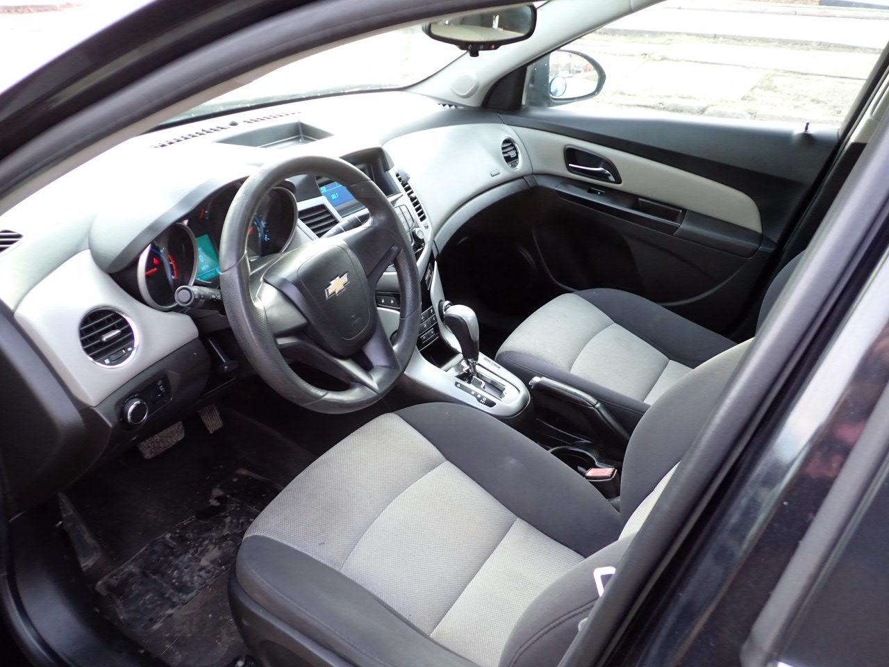 Chevrolet Cruze 2LS 2012