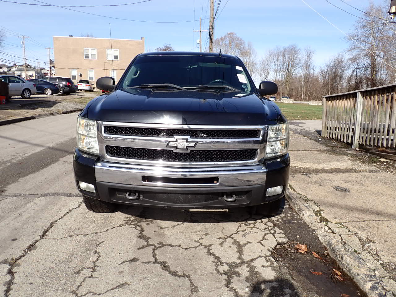 Chevrolet Silverado 1500 LT Ext. Cab Long Box 4WD 2011