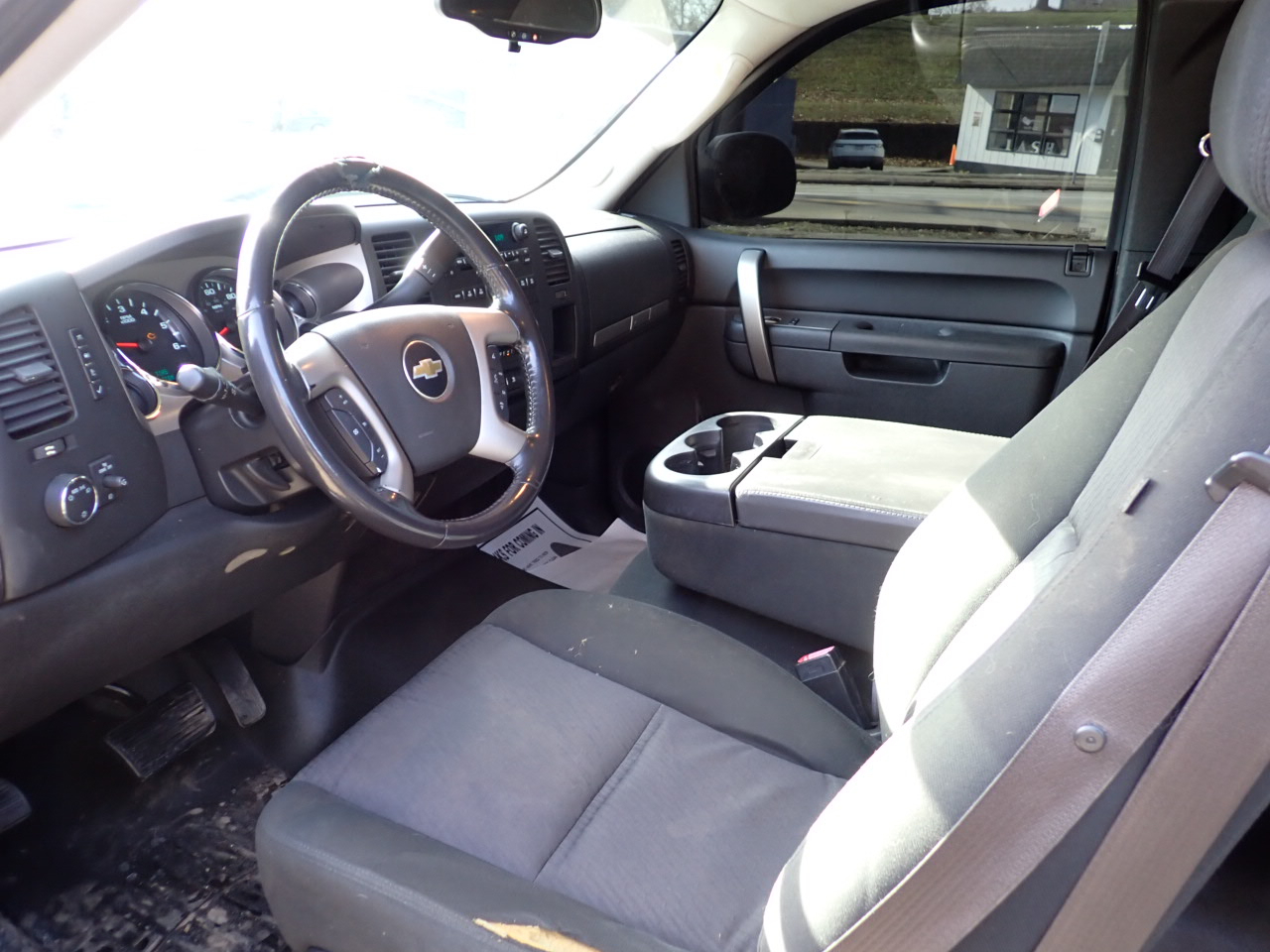 Chevrolet Silverado 1500 LT Ext. Cab Long Box 4WD 2011