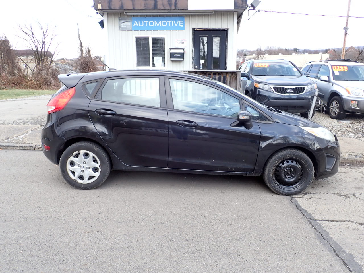 Ford Fiesta SE Hatchback 2013